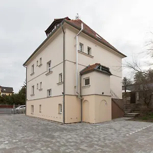 Private Studio By Hosts Praha